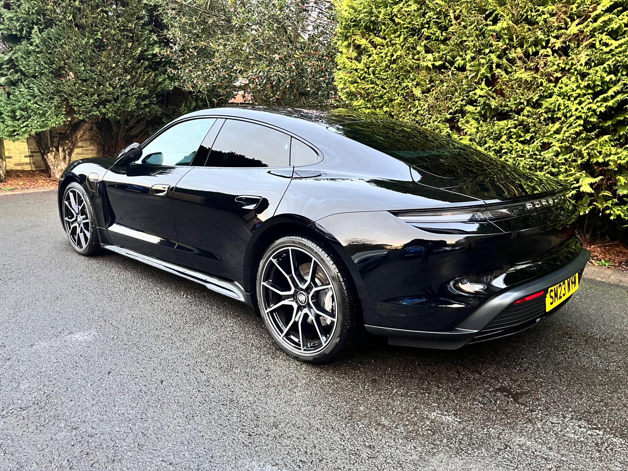 Porsche Taycan view 11