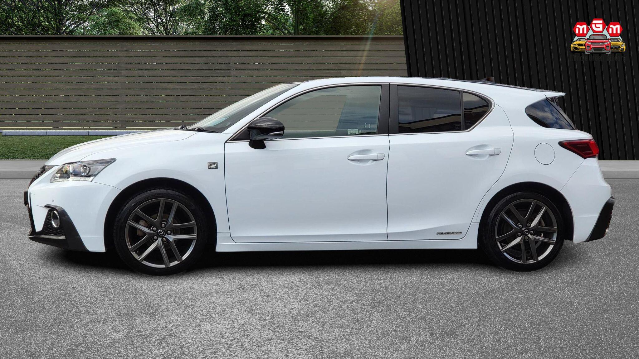 Lexus CT view 6