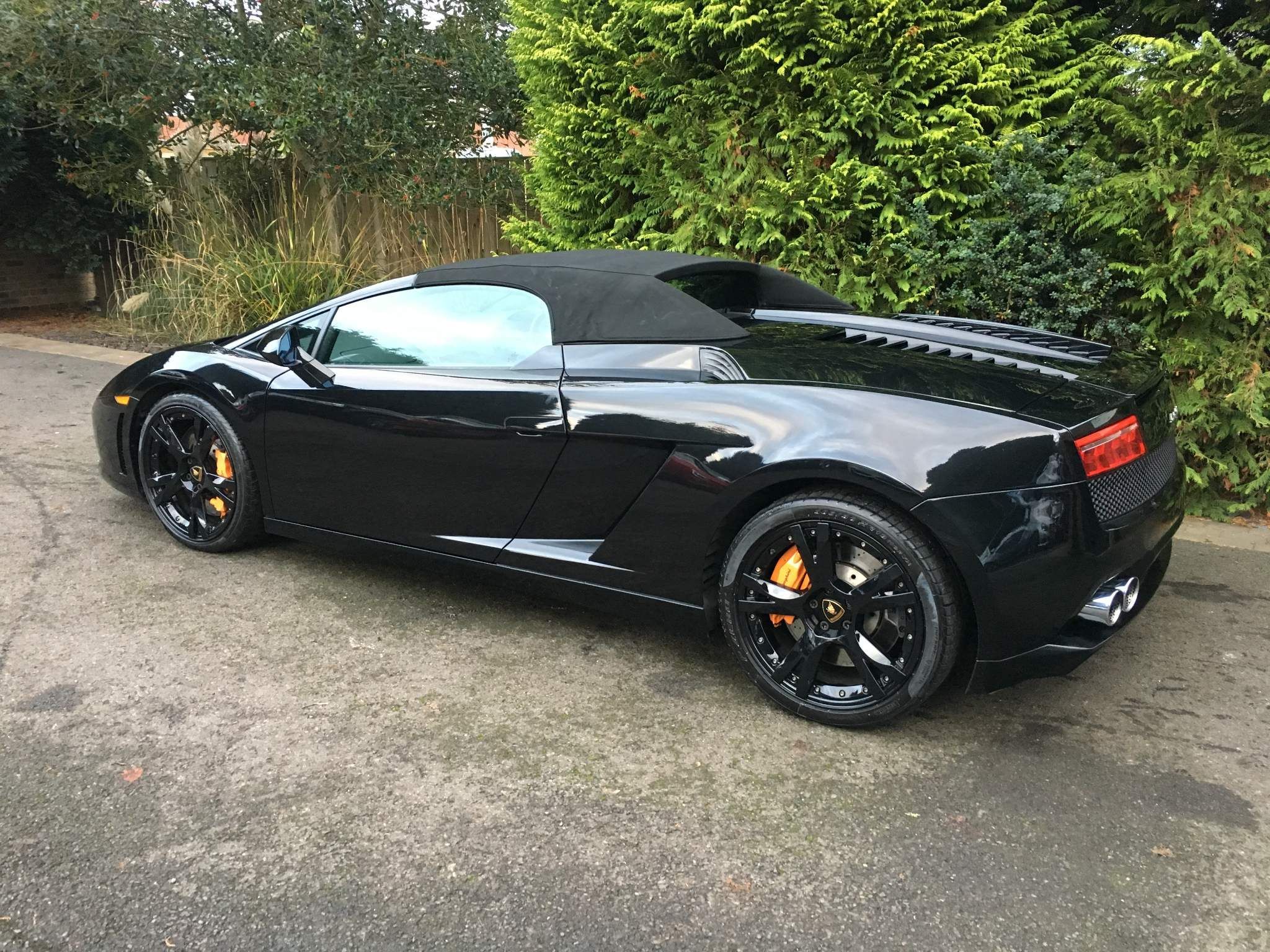 Lamborghini Gallardo view 8