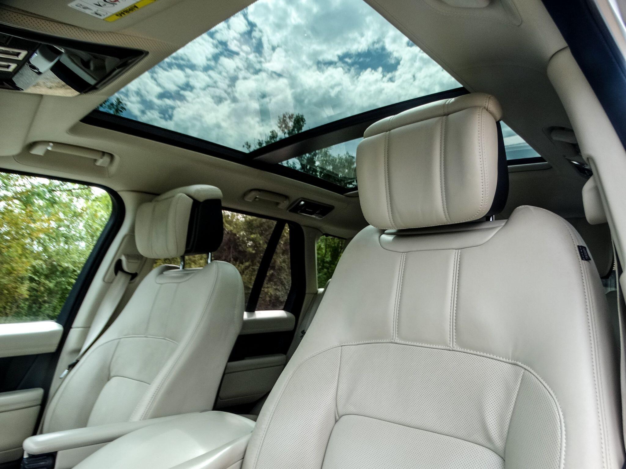 Land Rover Range Rover view 12