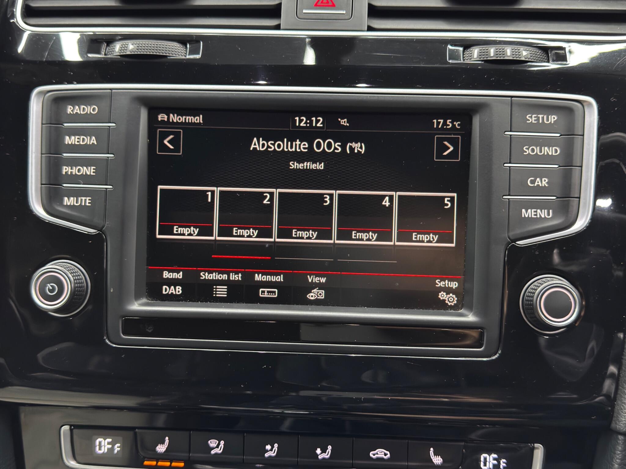 Volkswagen Golf view 31