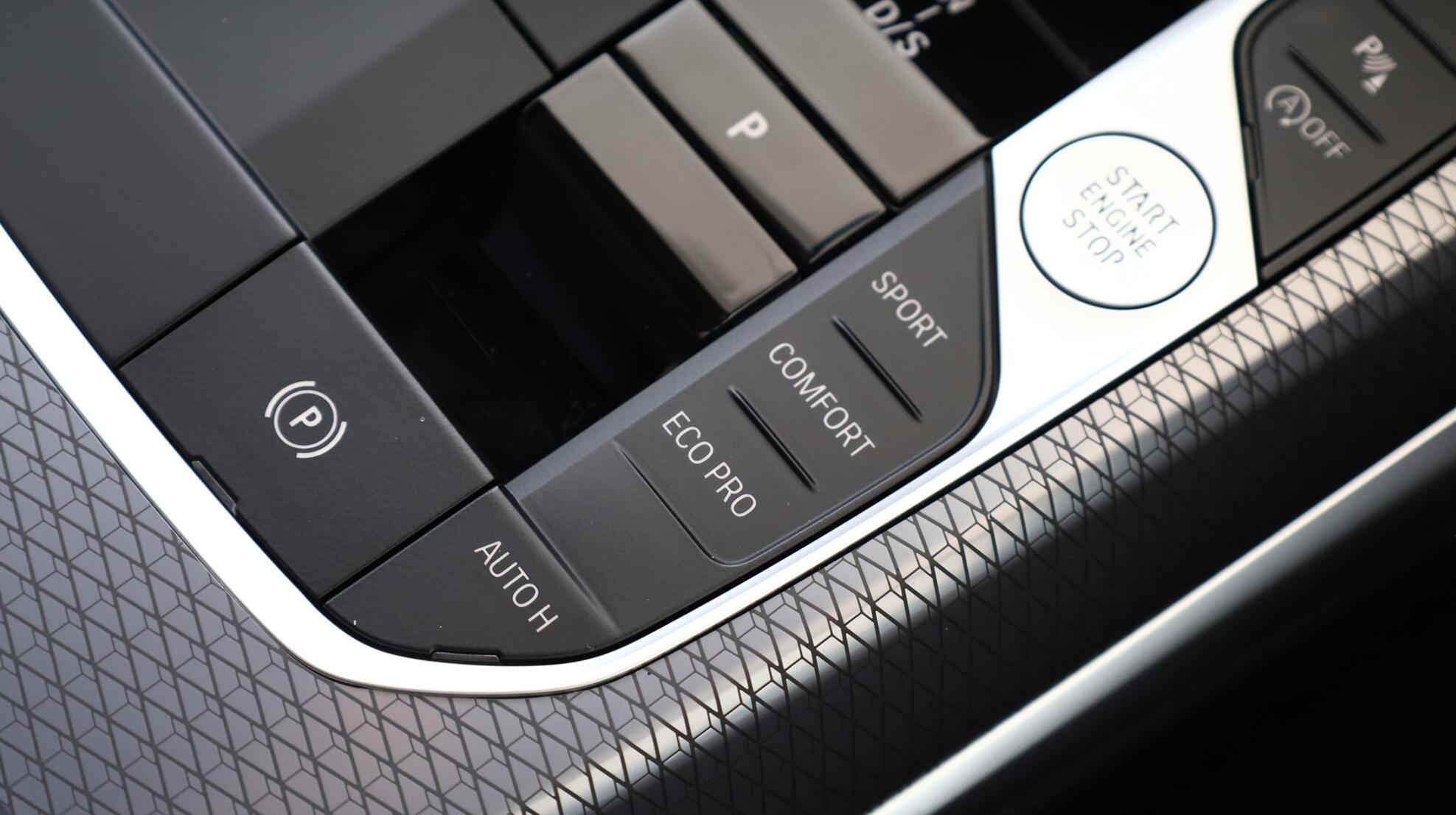 BMW 4 Series view 19