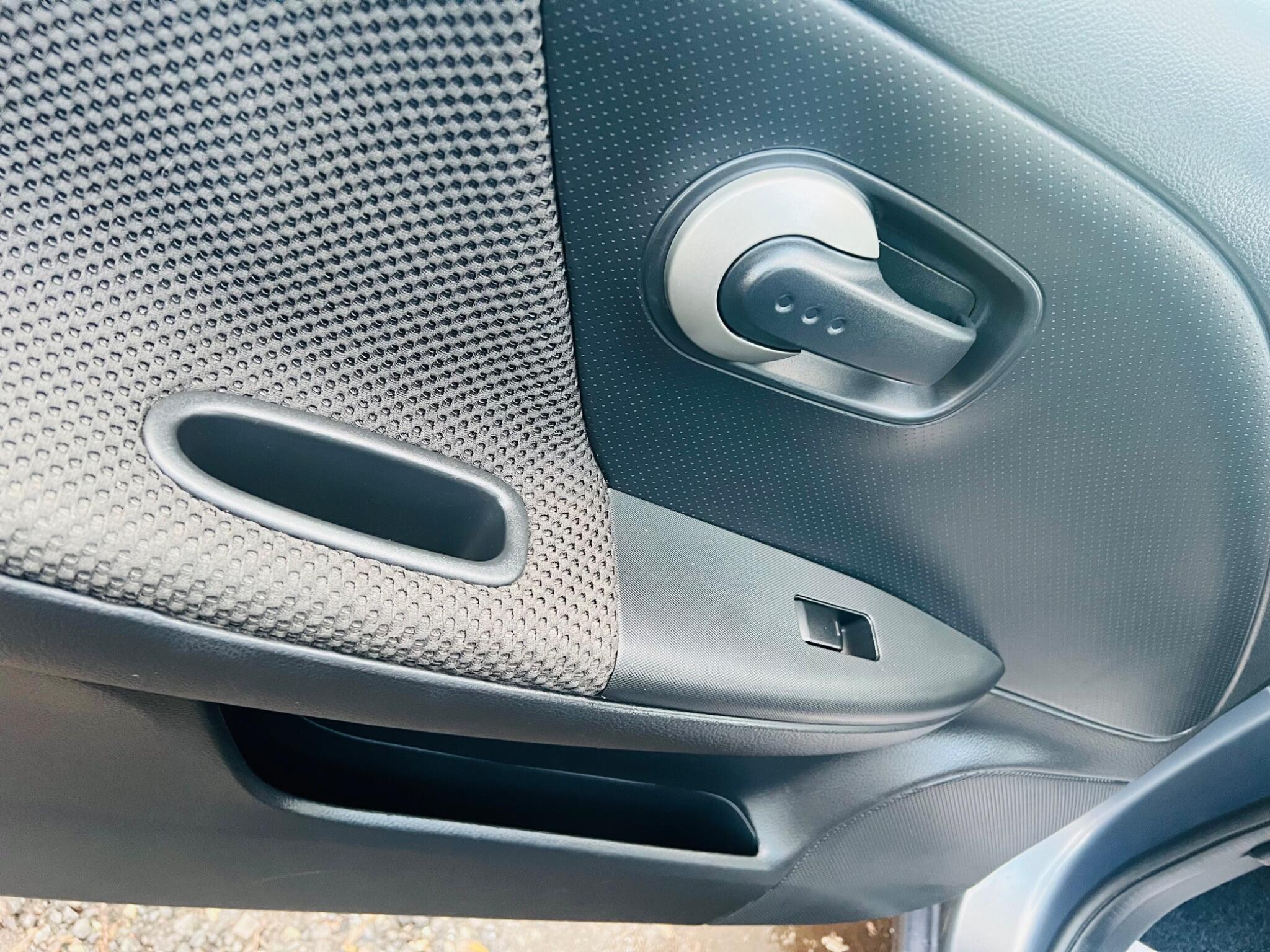 2008 Nissan Note image 10