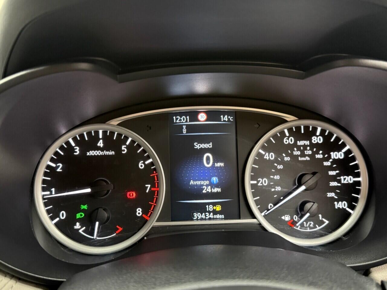 Nissan Micra view 12