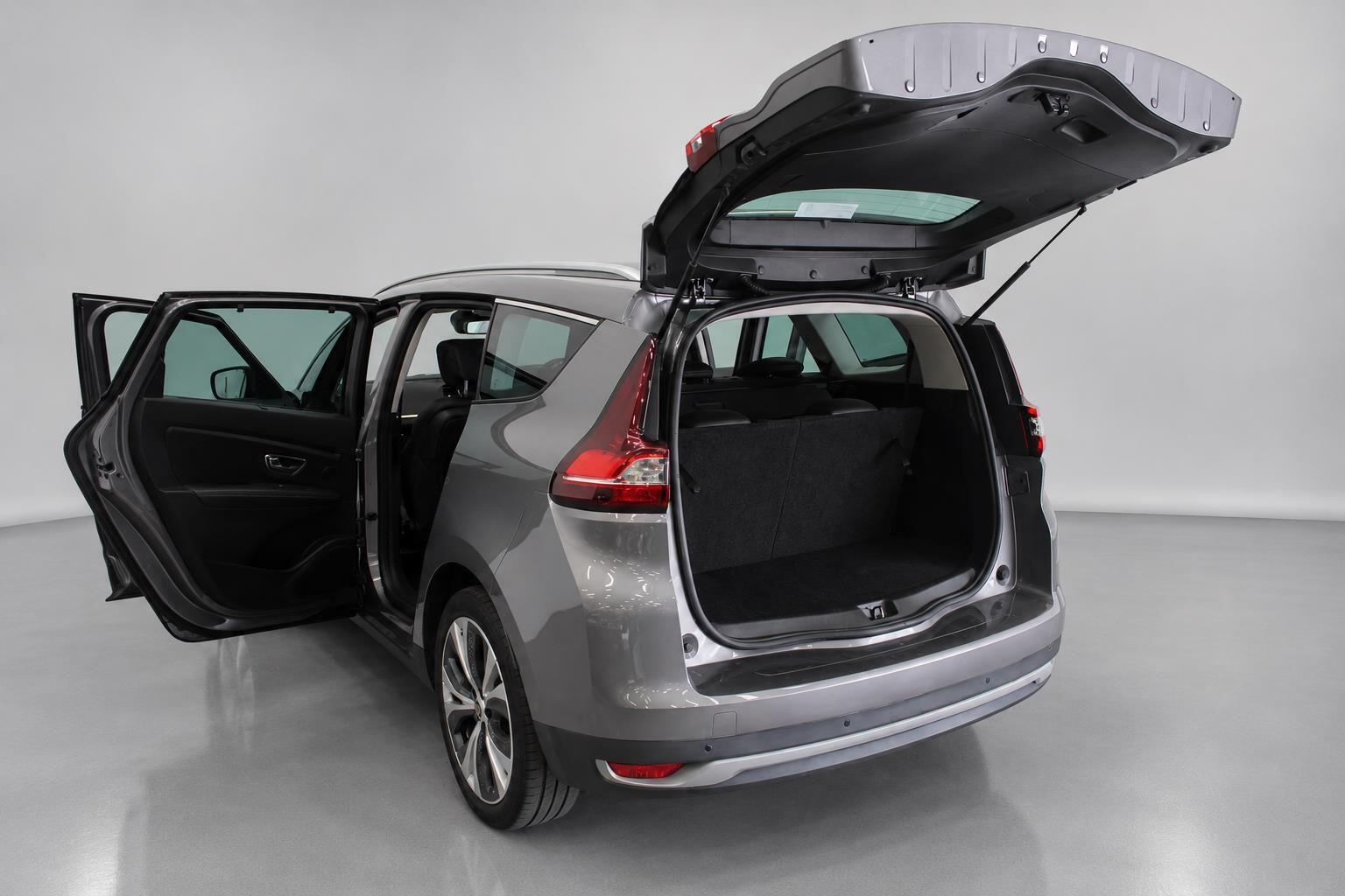 Renault Grand Scenic view 24