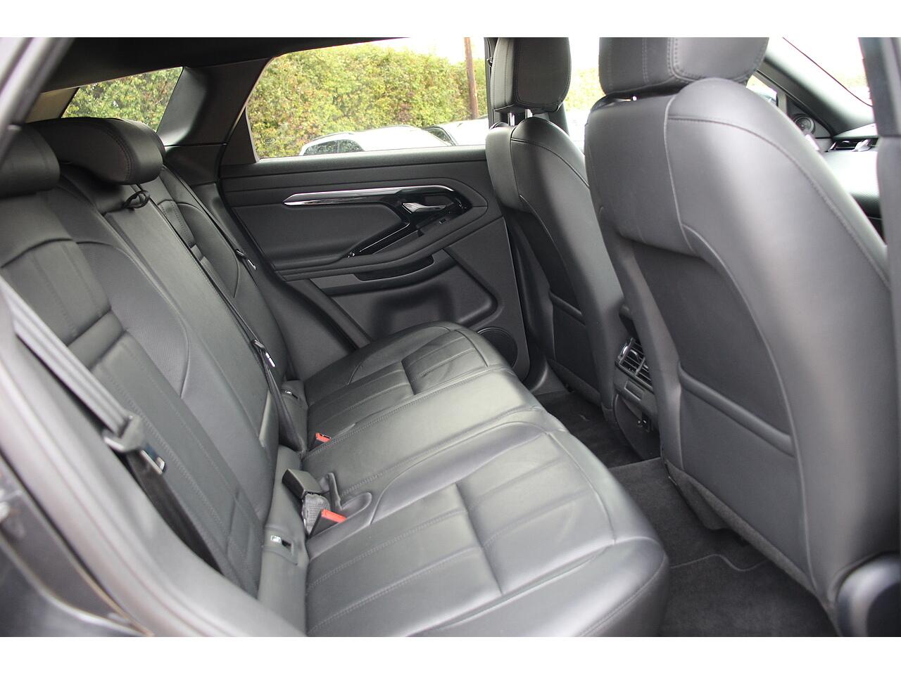 Land Rover Range Rover Evoque view 40