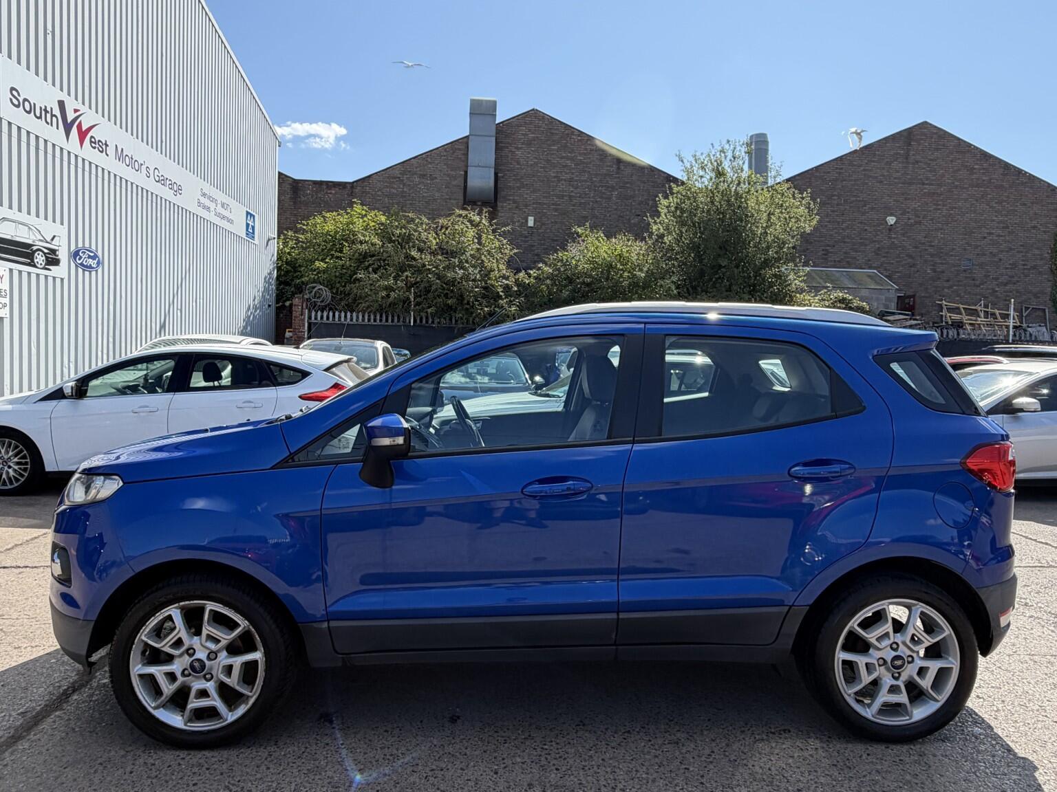 Ford Ecosport view 10
