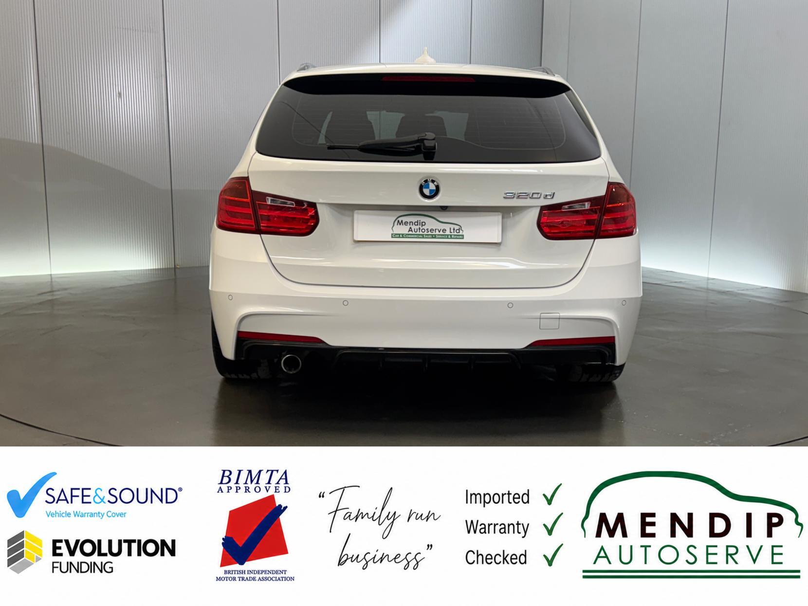 BMW 3 Series view 18