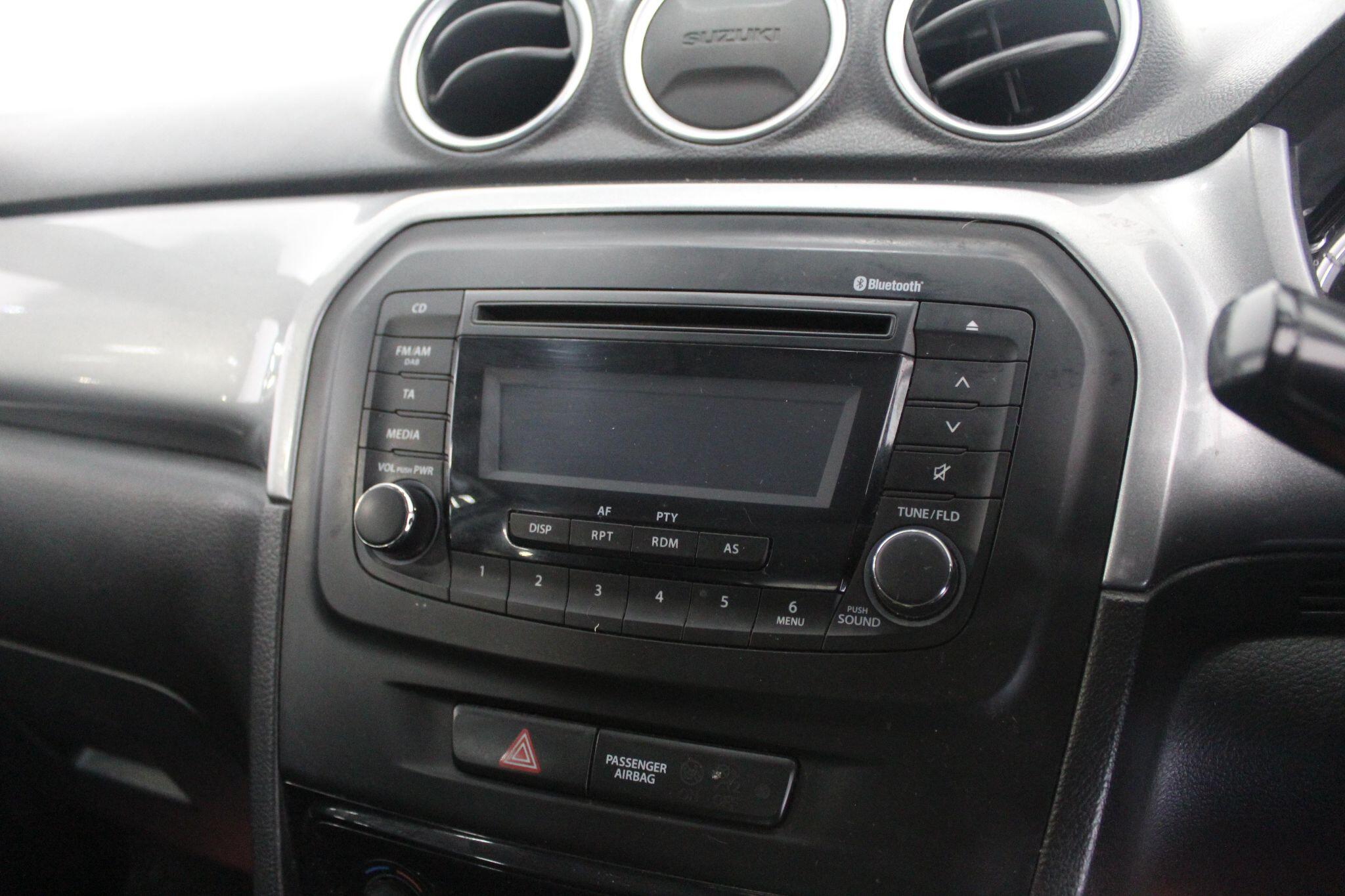 Suzuki Vitara view 34