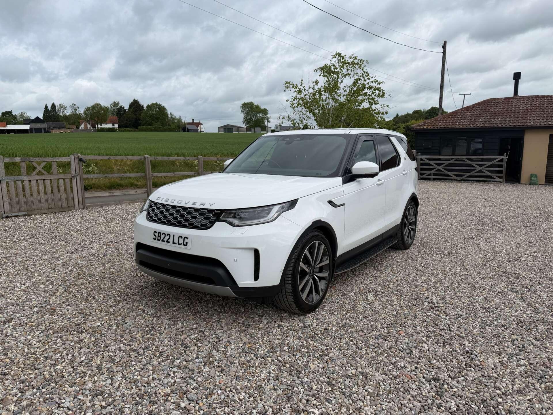 Land Rover Discovery view 2