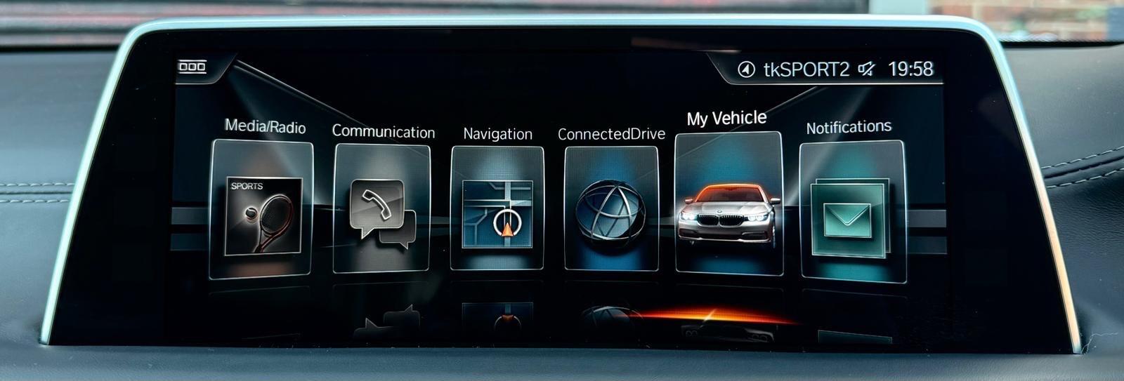 BMW 7 Series view 54