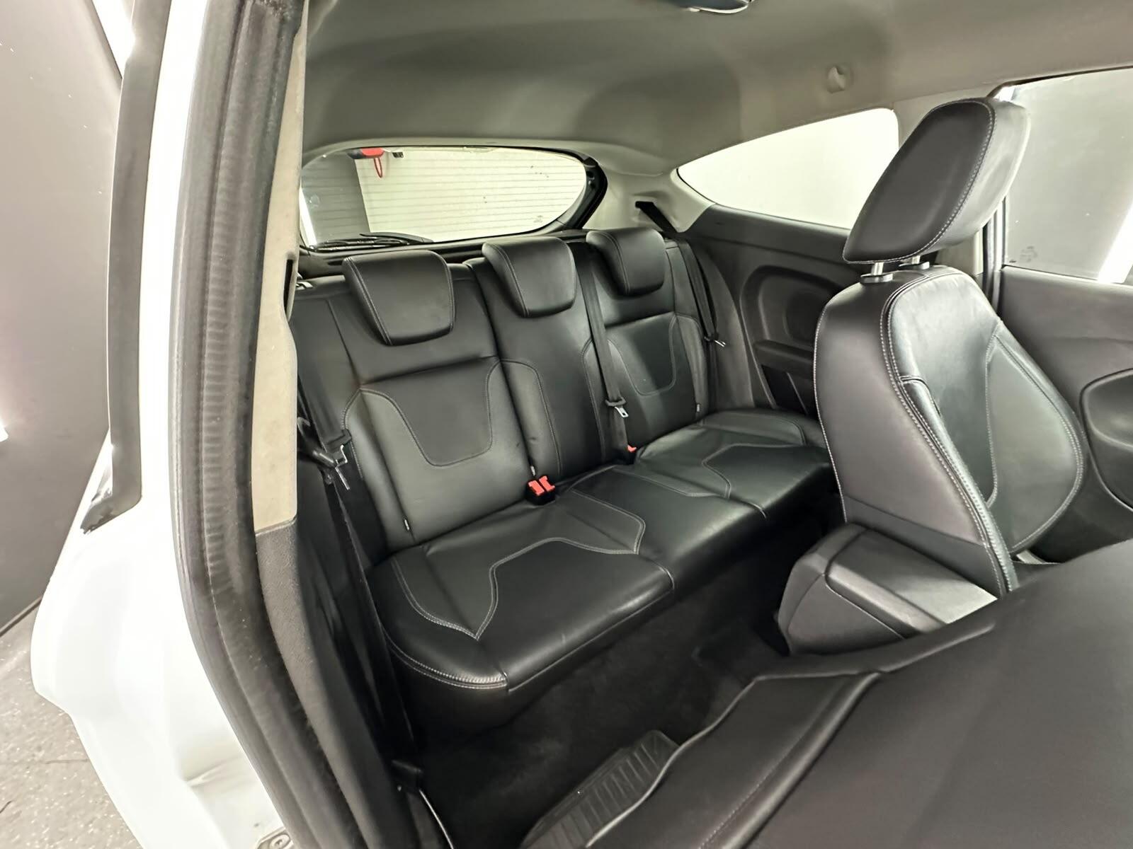 Ford Fiesta view 21