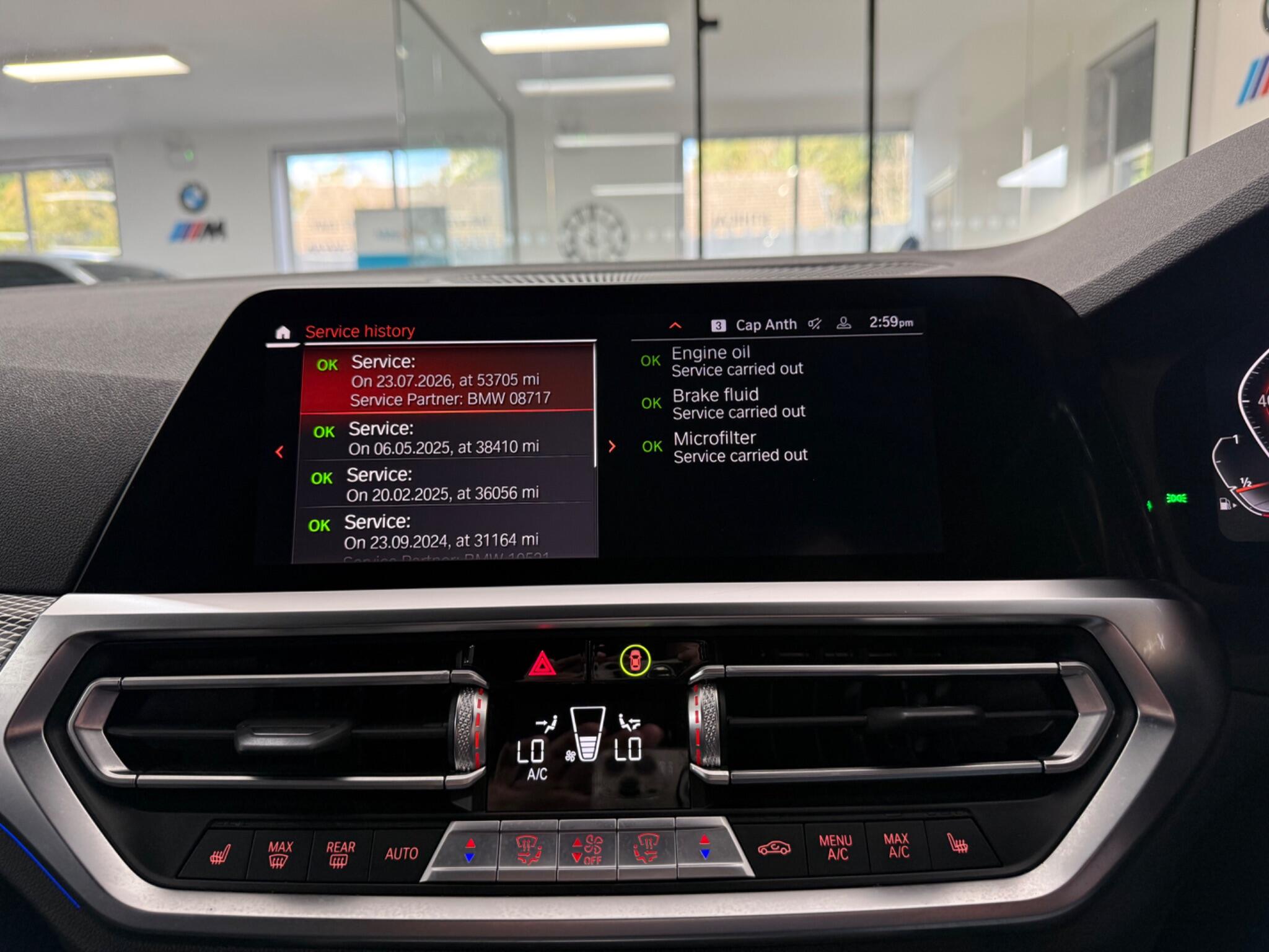 BMW 3 Series view 12