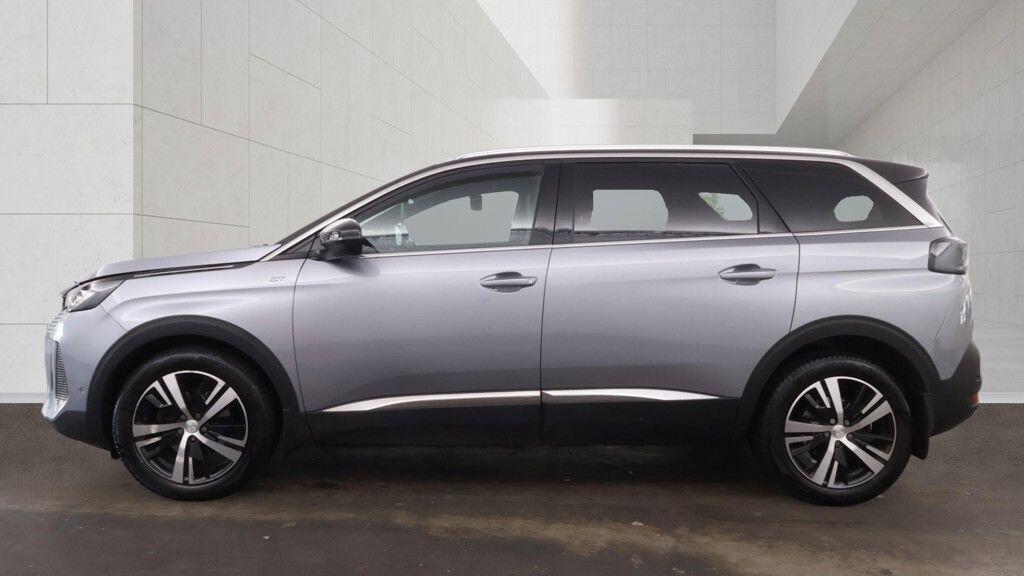Peugeot 5008 view 11