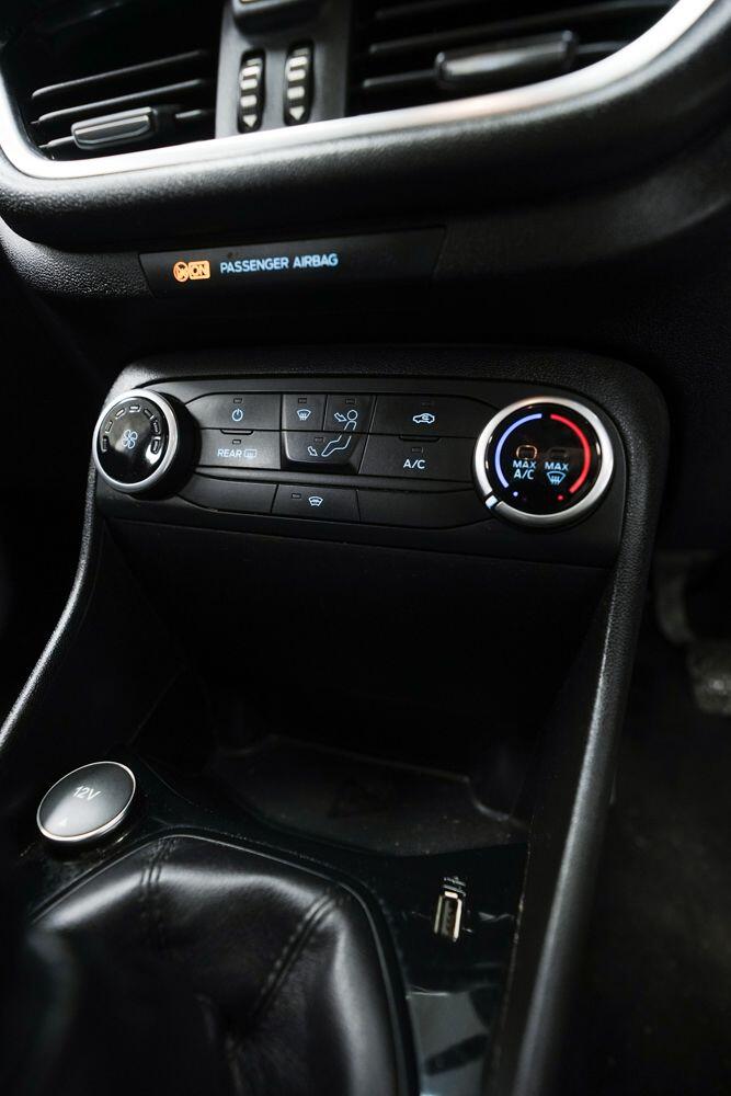 Ford Fiesta view 17