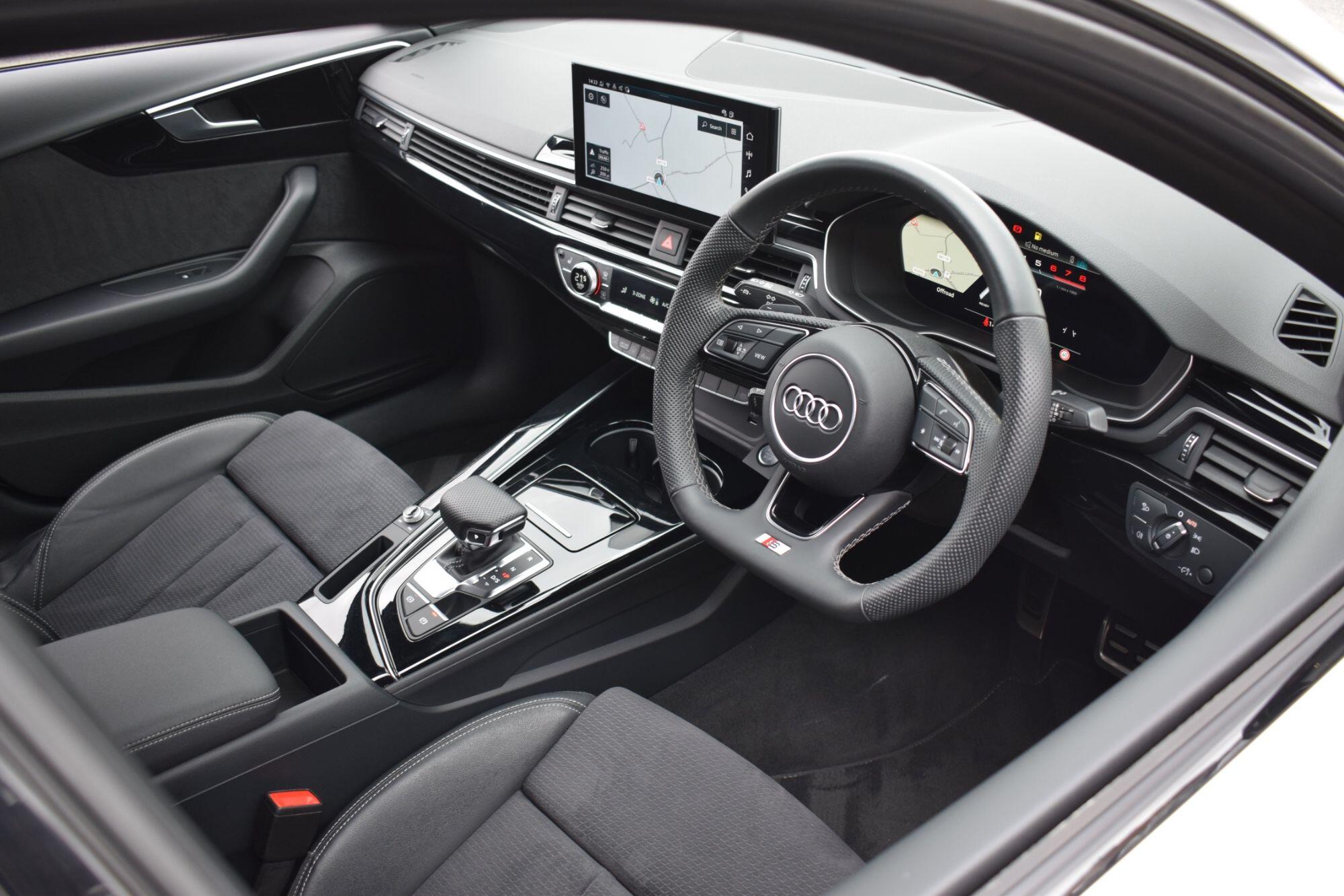Audi A4 view 3