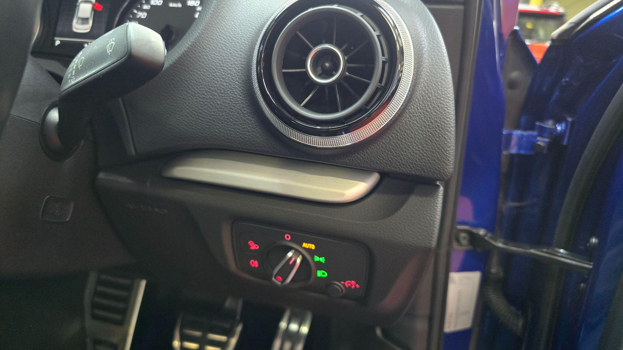 Audi S3 view 17