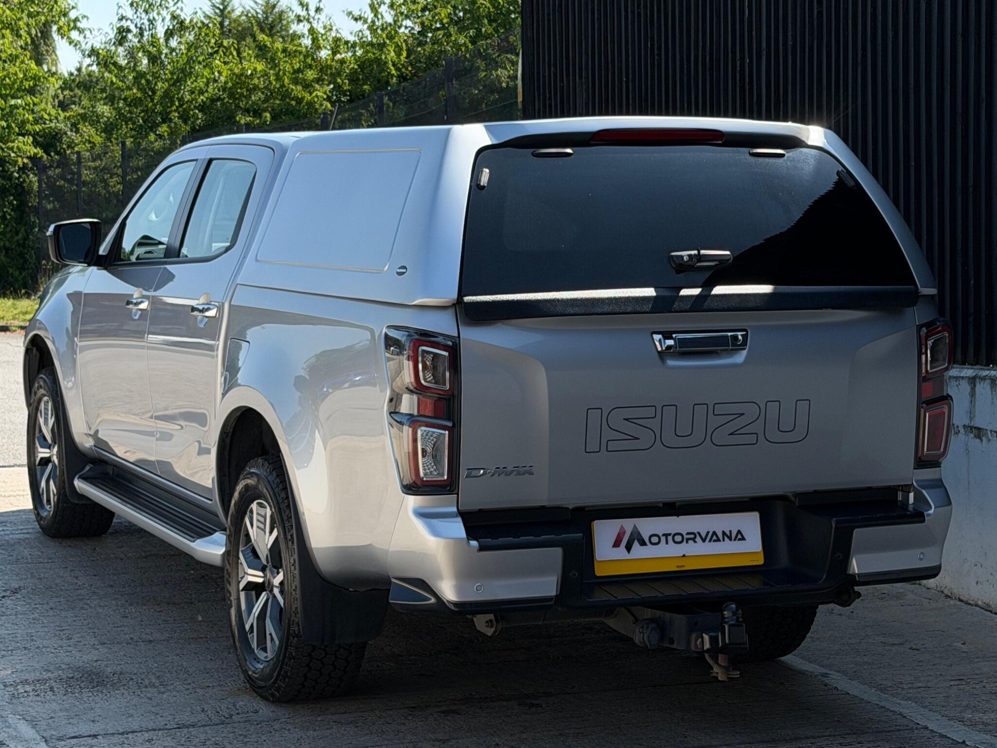 Isuzu D-Max view 12