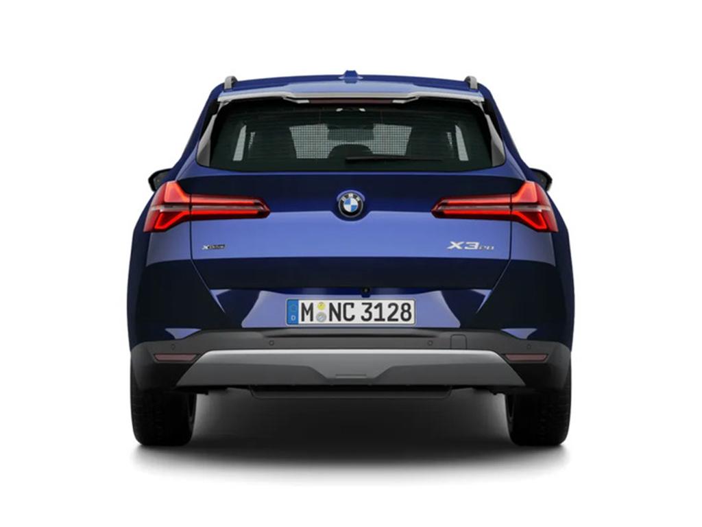 BMW X3 view 4