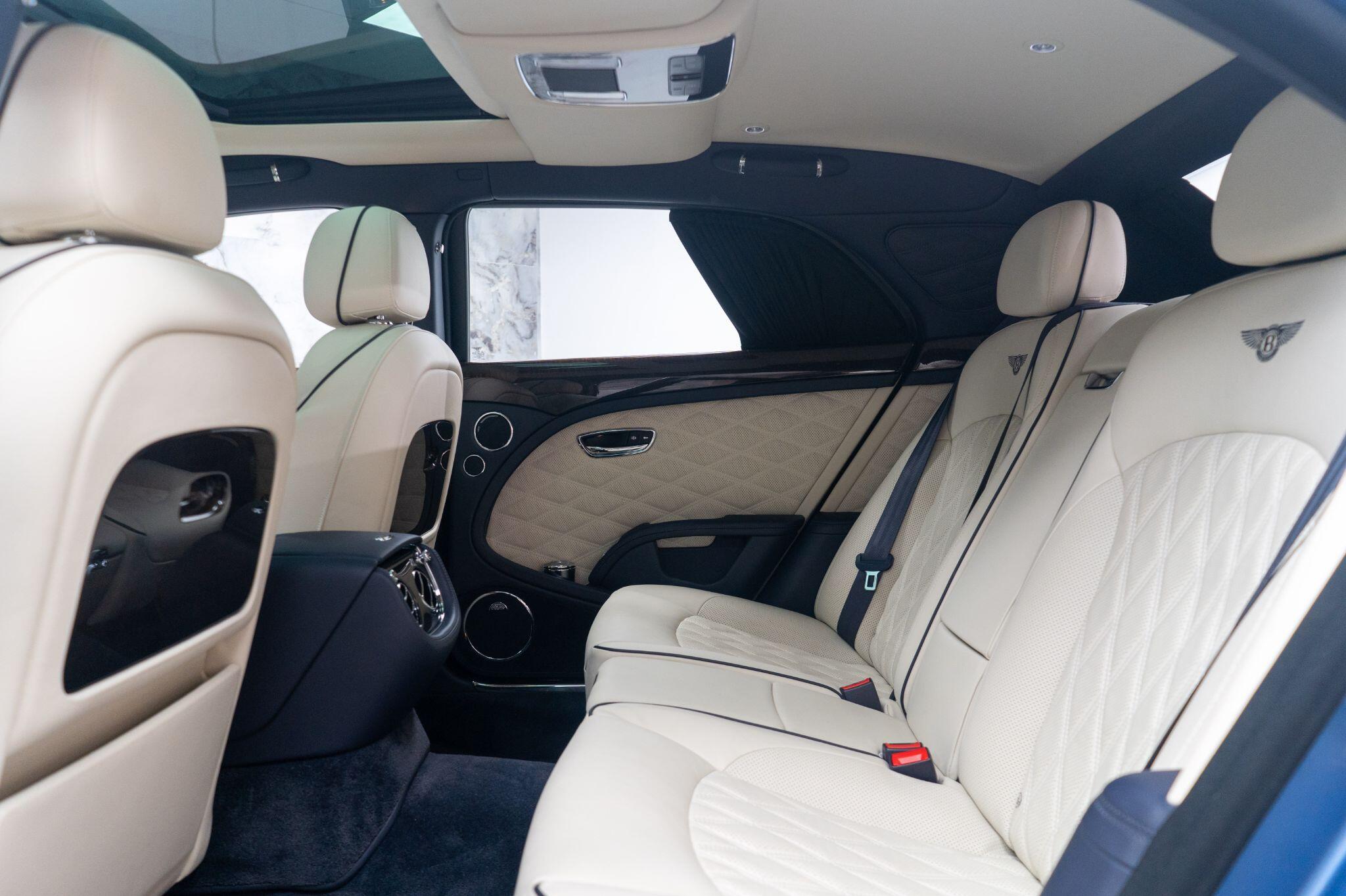 Bentley Mulsanne view 21