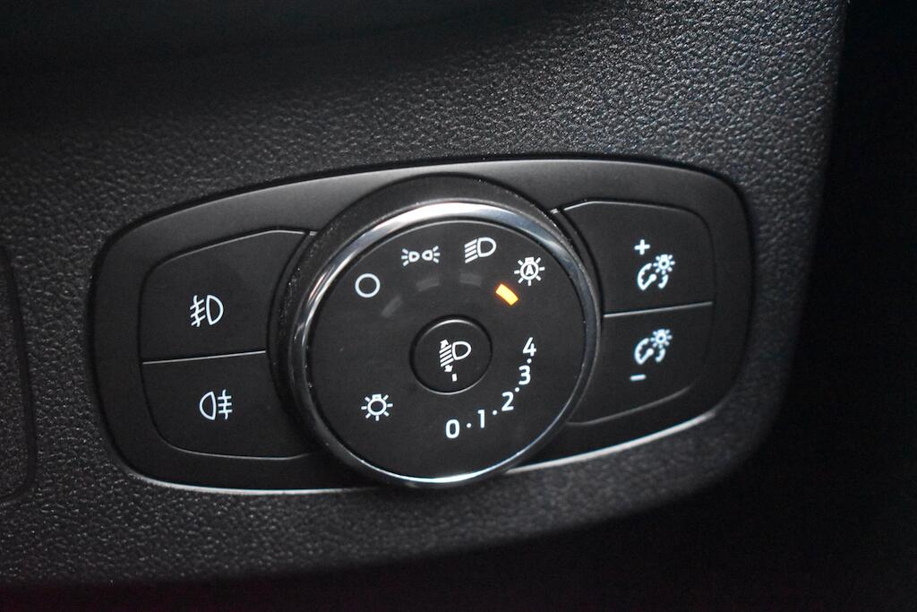 Ford Puma view 50