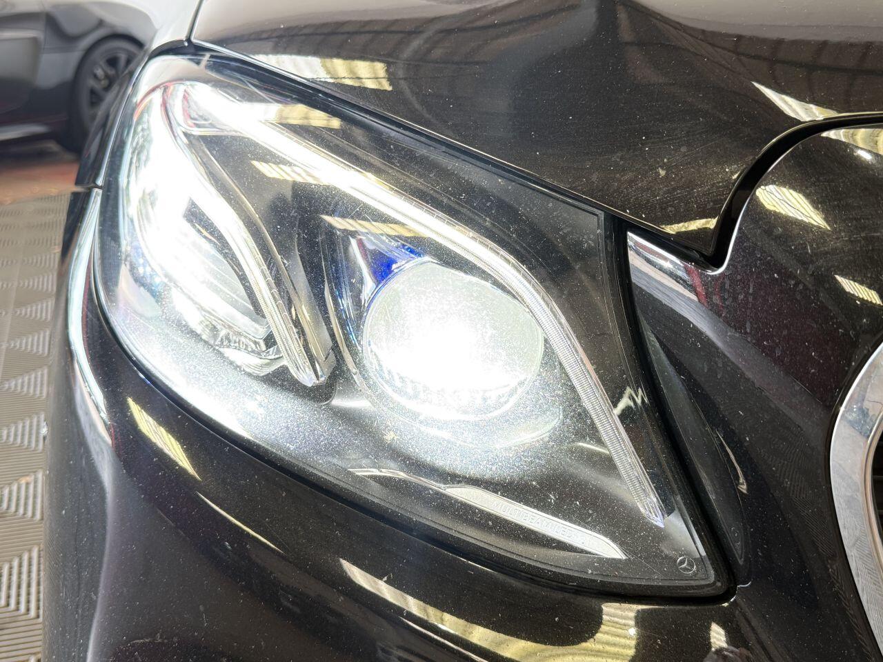 Mercedes-Benz E Class view 25