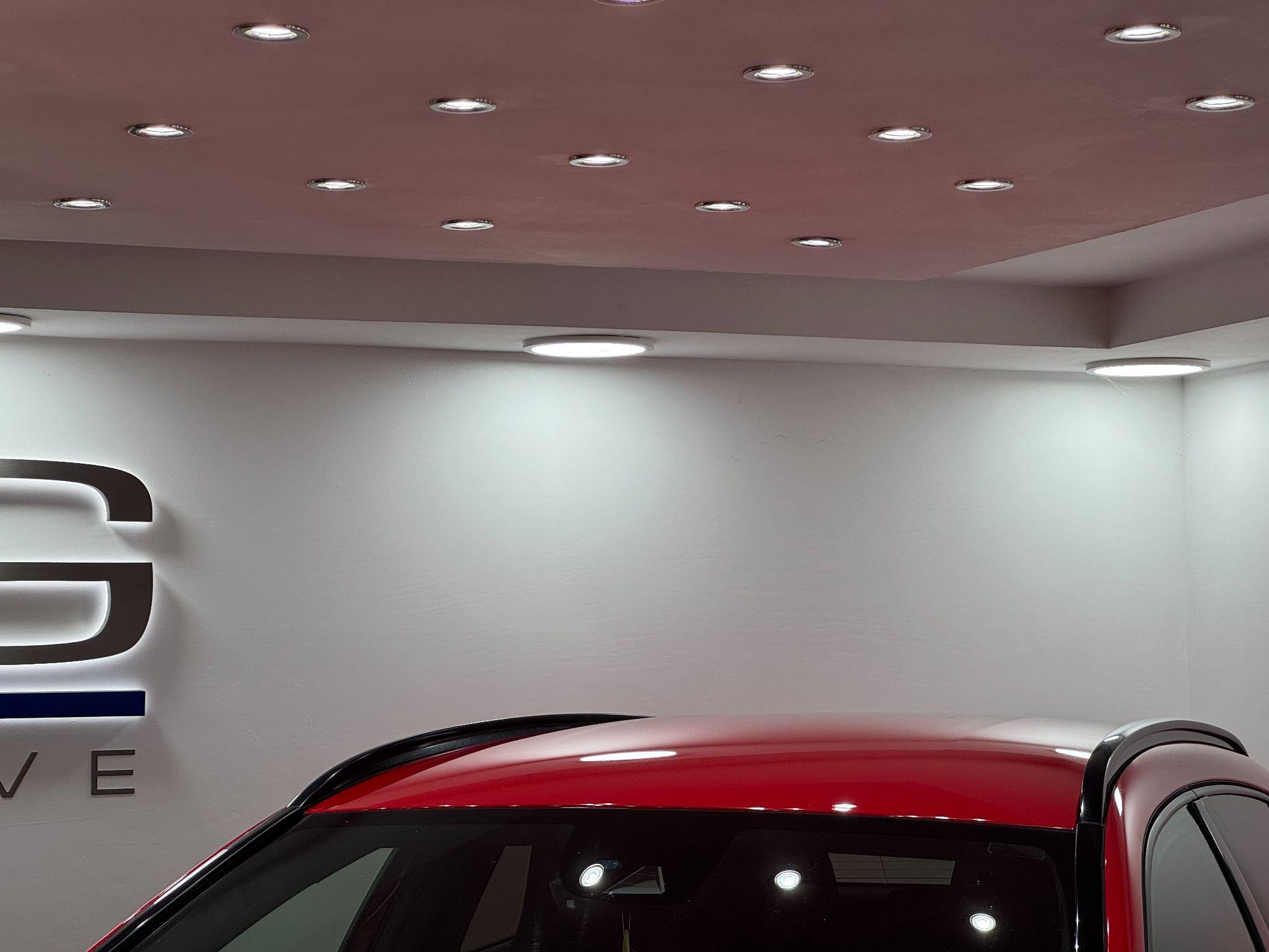 Mercedes-Benz Gla view 16