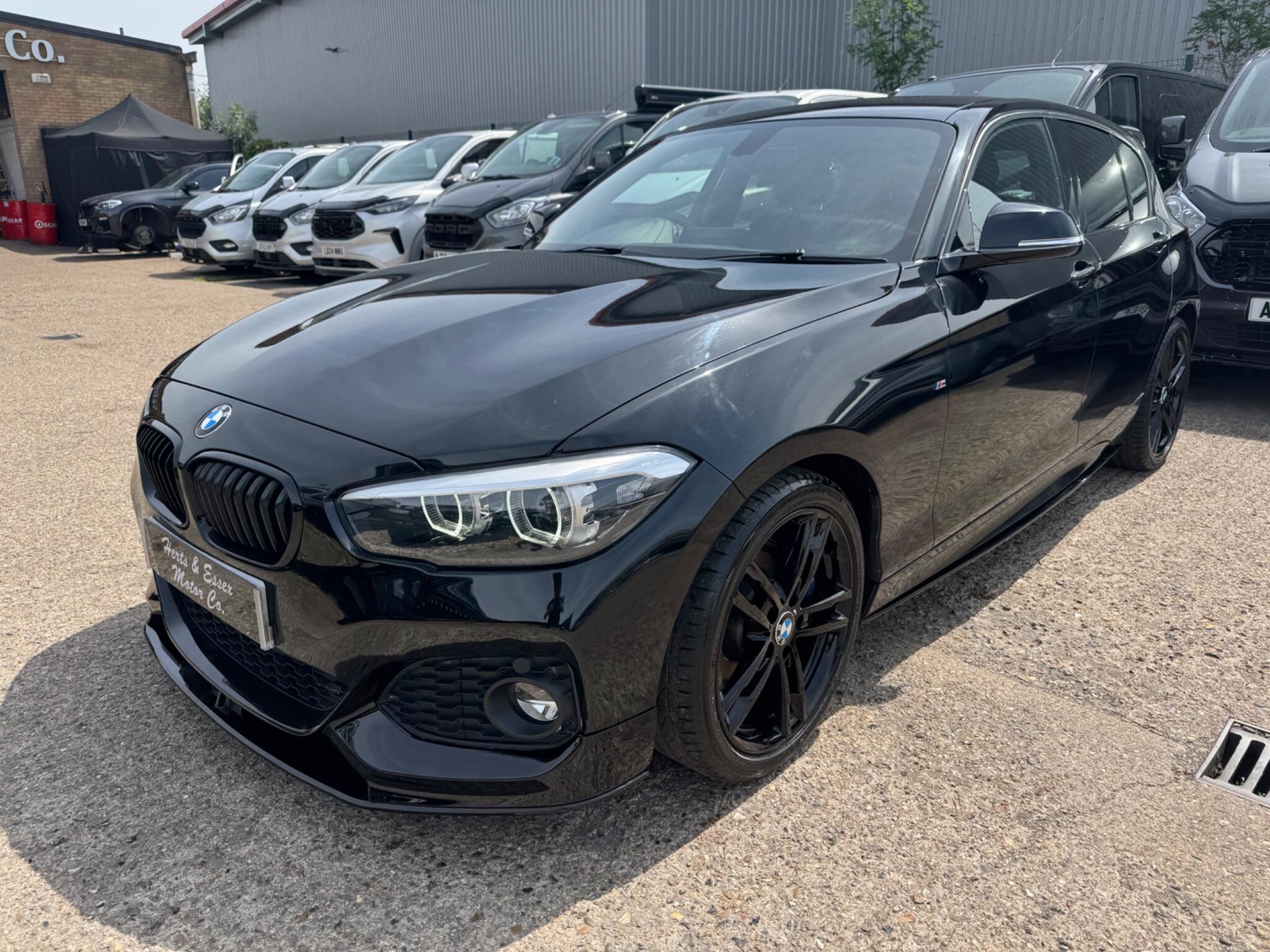 BMW 1 Series view 3