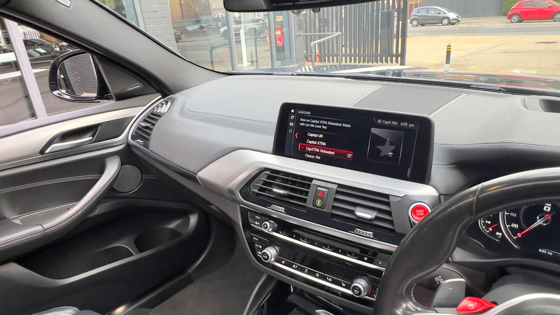 BMW X4 M view 47