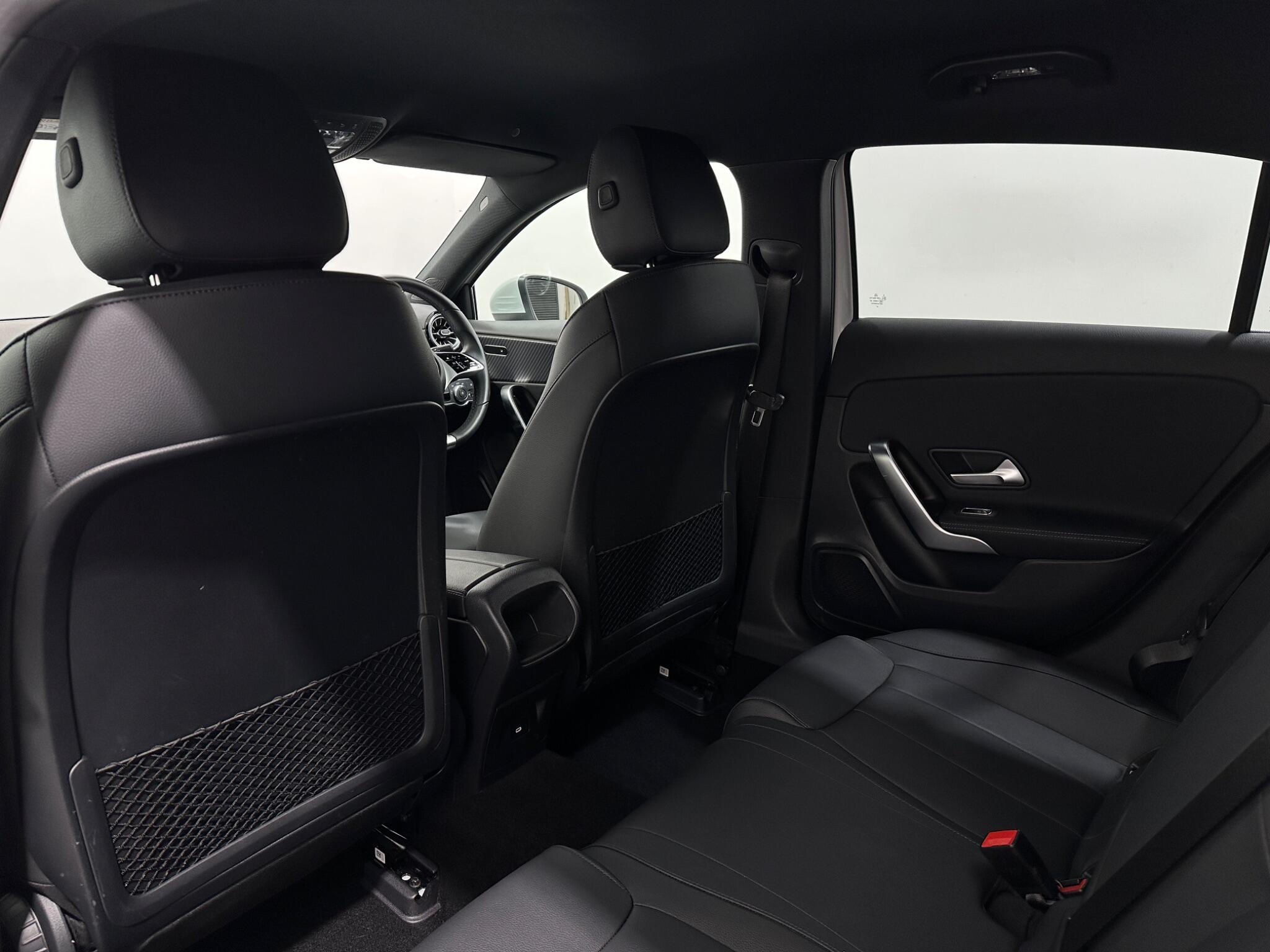 Mercedes-Benz A-Class view 38