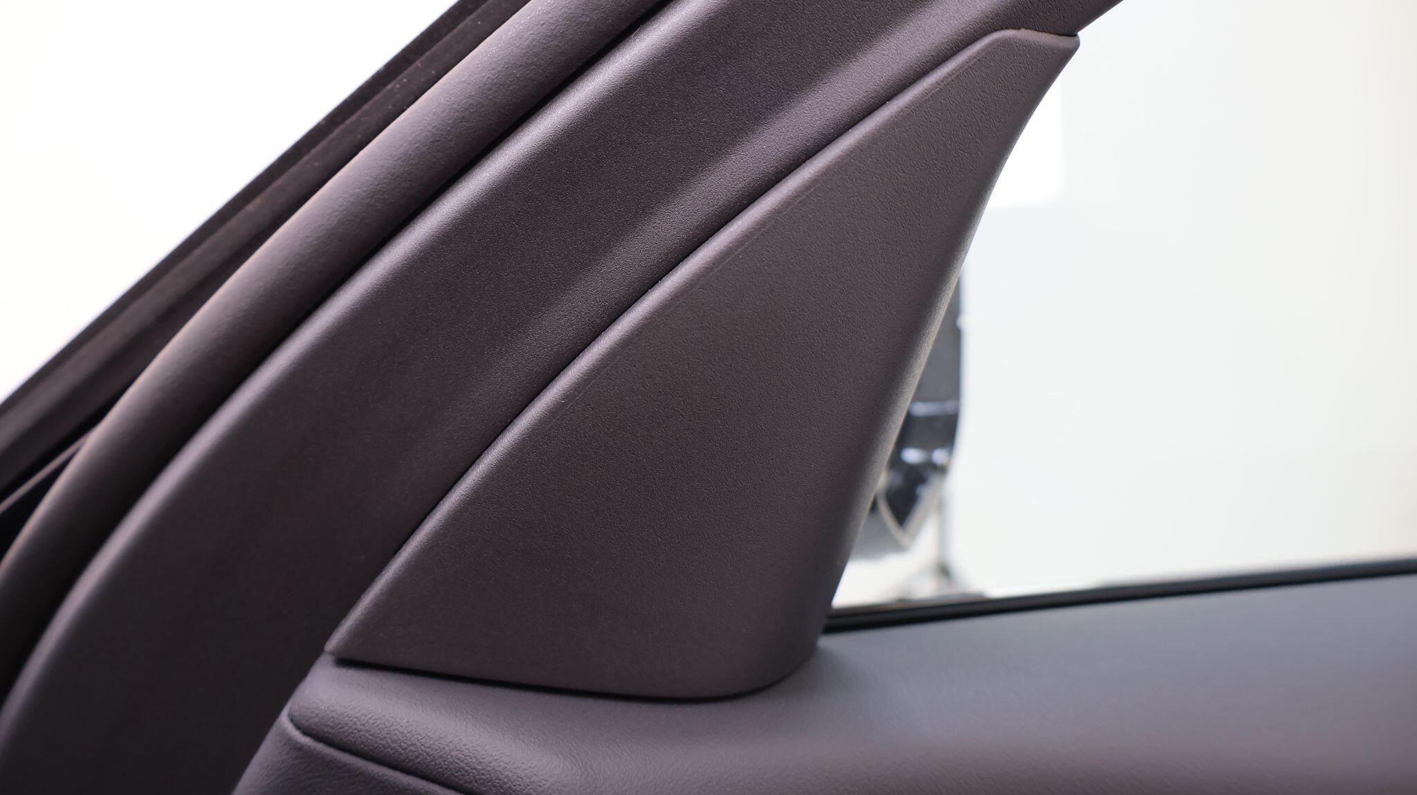 BMW 5 Series view 62