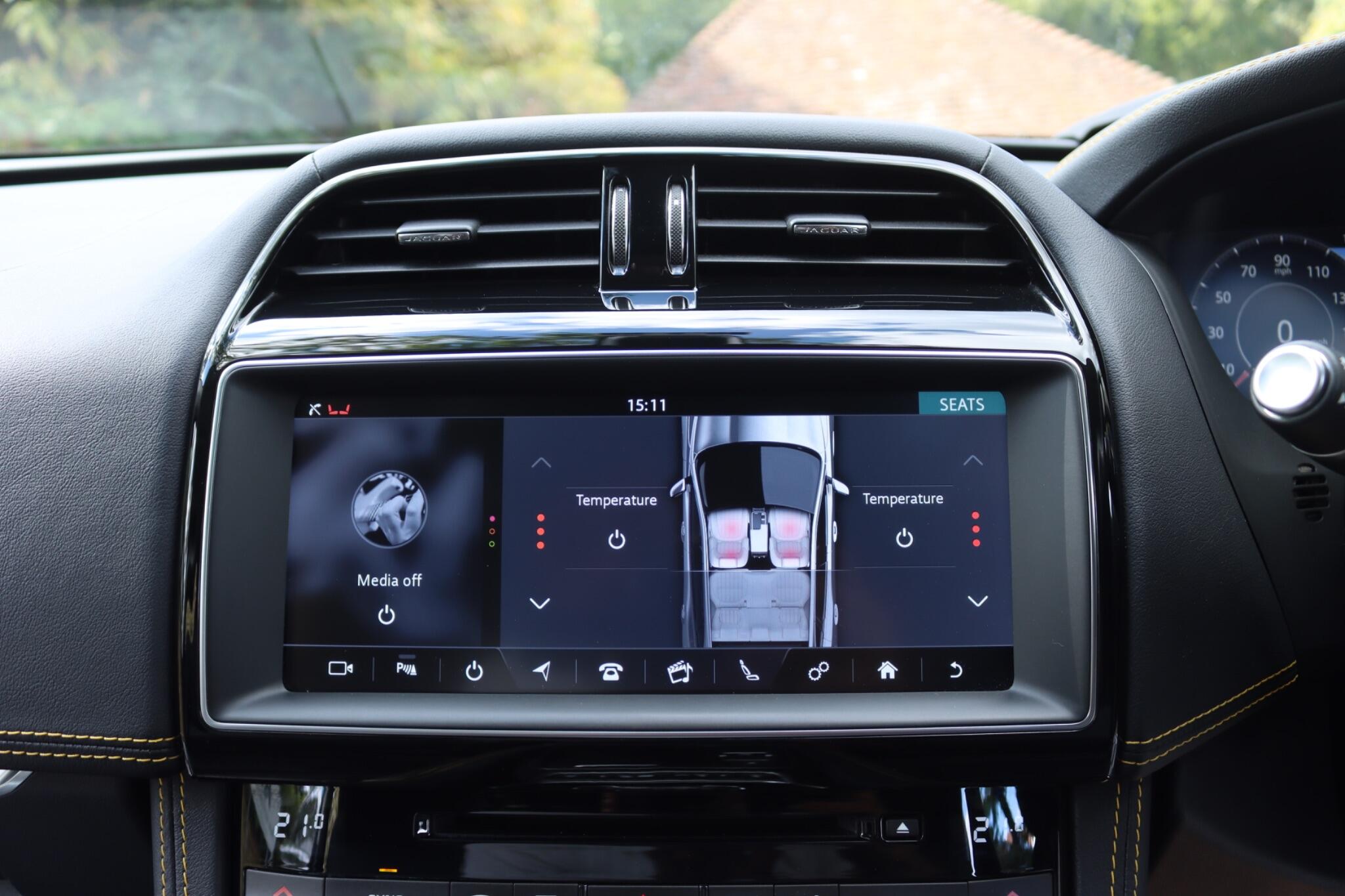Jaguar F-Pace view 52