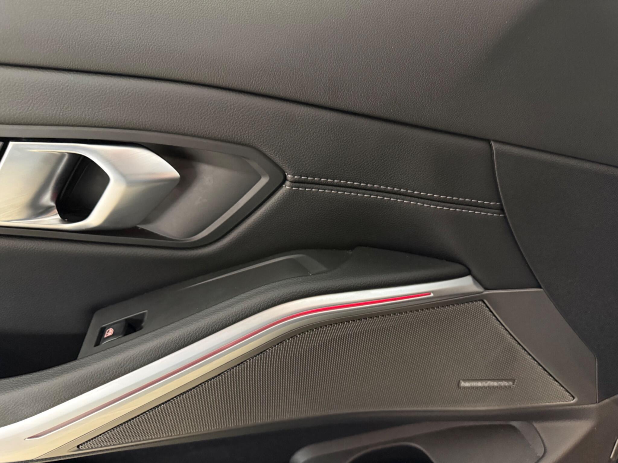 BMW 3 Series view 36