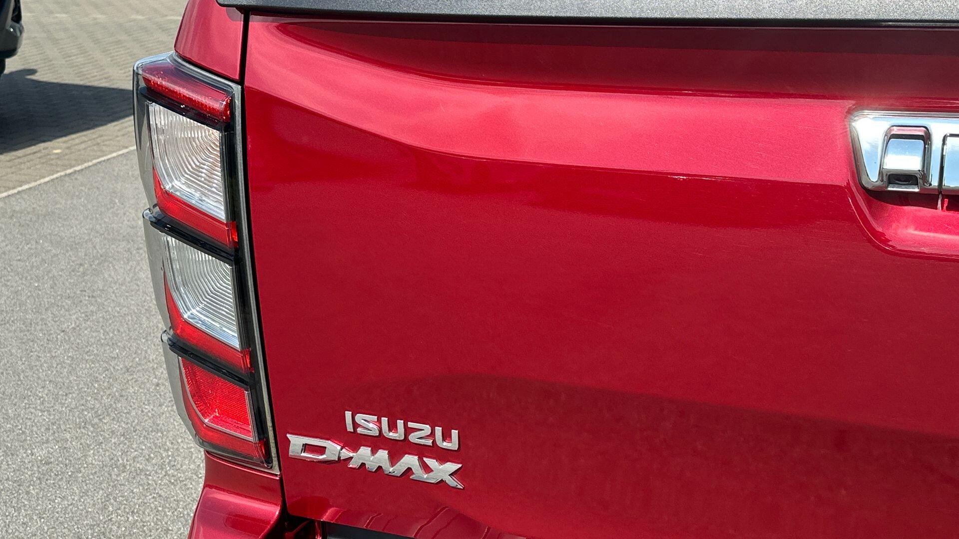 Isuzu D-Max view 19