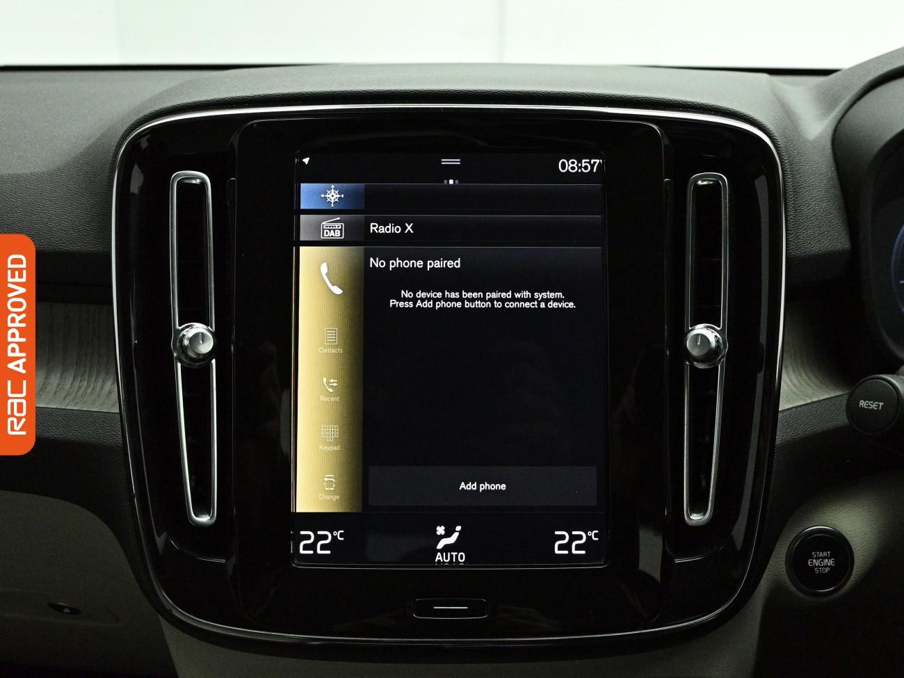 Volvo XC40 view 14