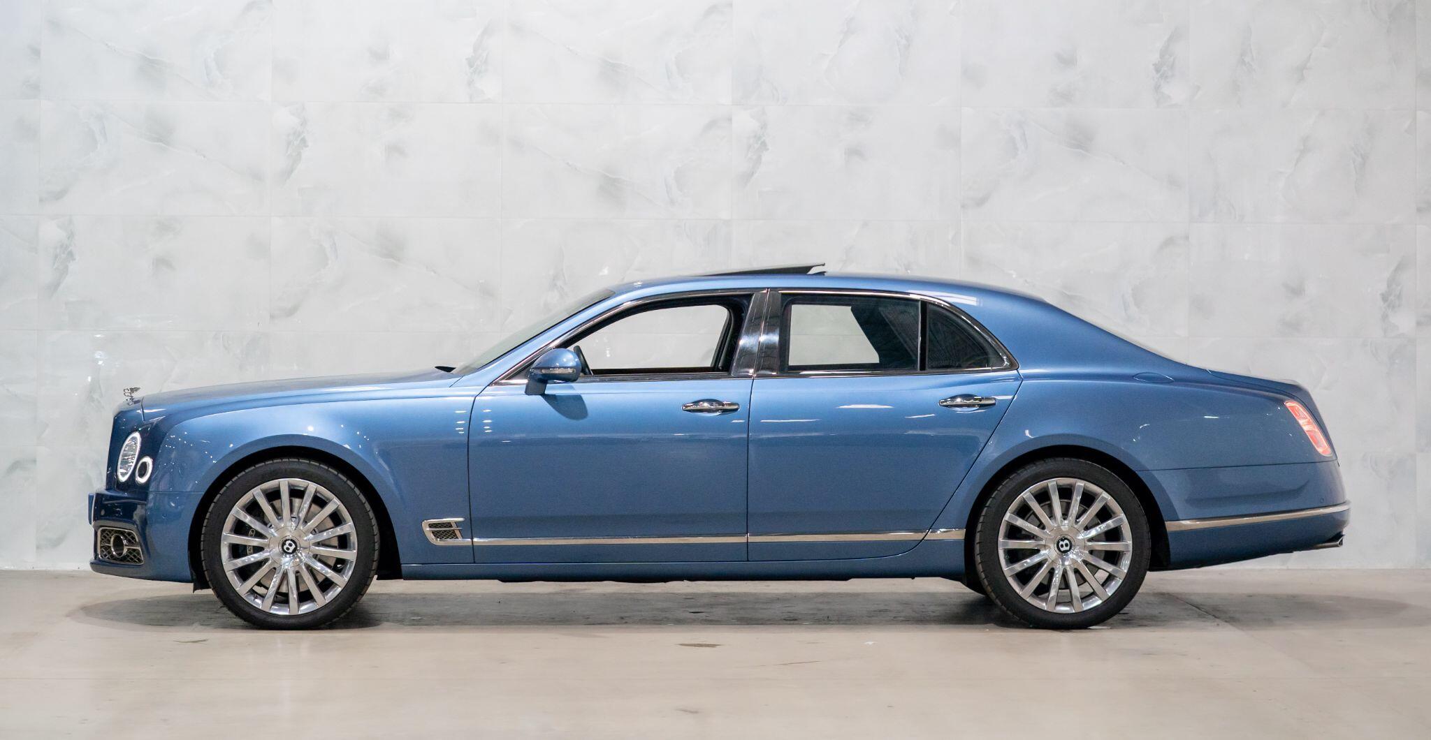 Bentley Mulsanne view 9