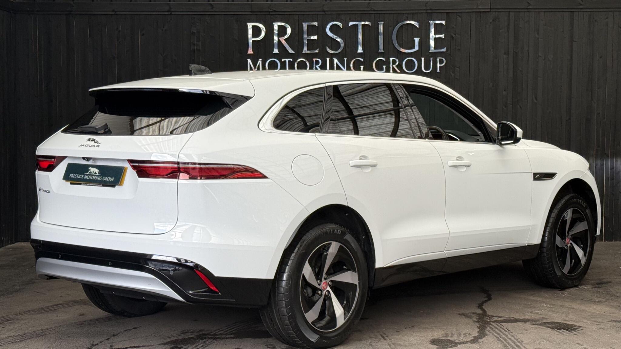 Jaguar F-Pace view 11