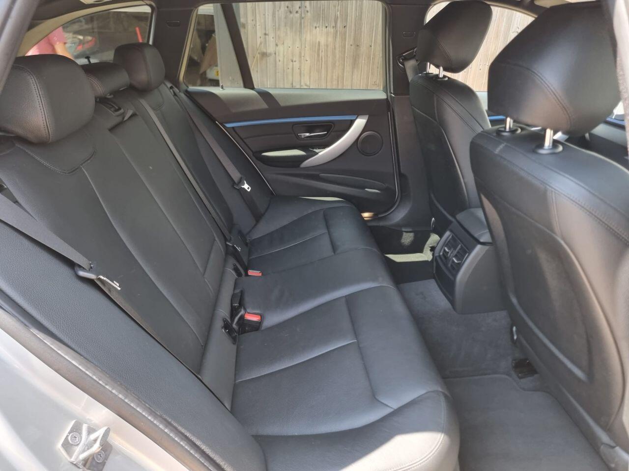 BMW 3 Series view 54