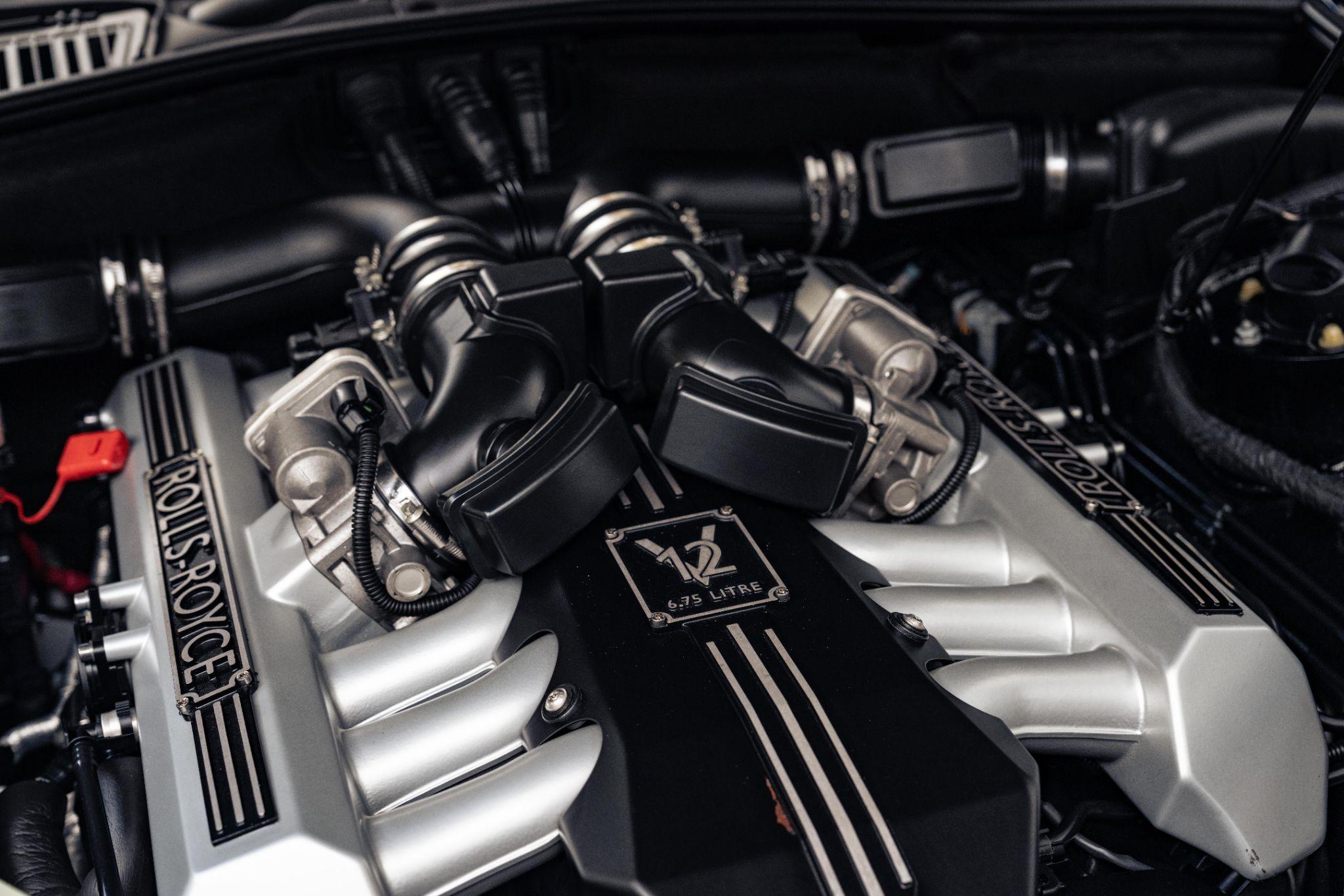 Rolls-Royce Phantom view 40