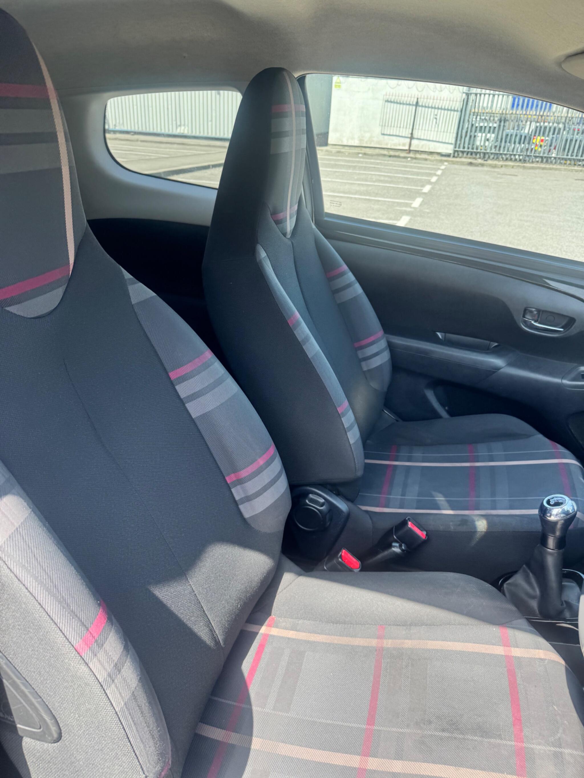 Peugeot 108 view 25