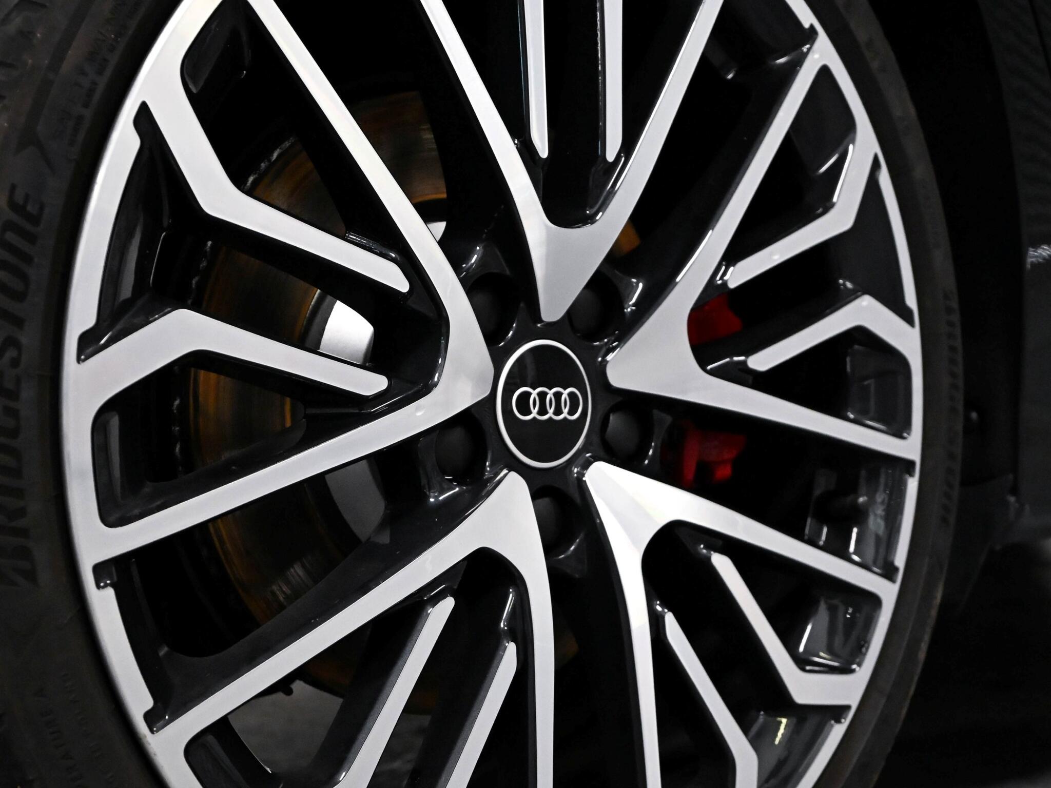 Audi S3 view 7