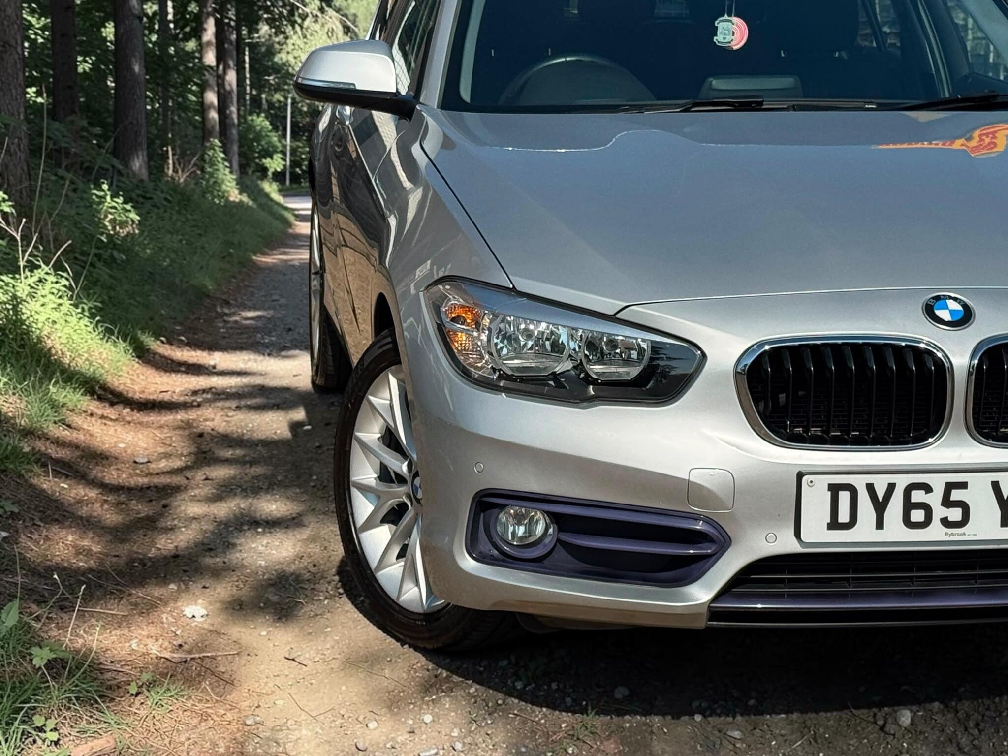 BMW 1 Series view 40