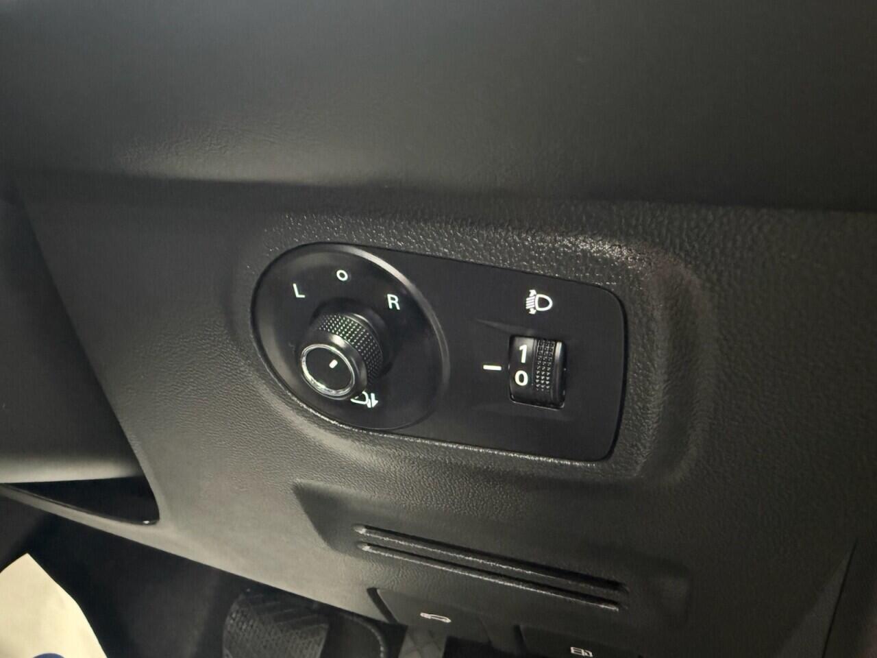 MG ZS view 11