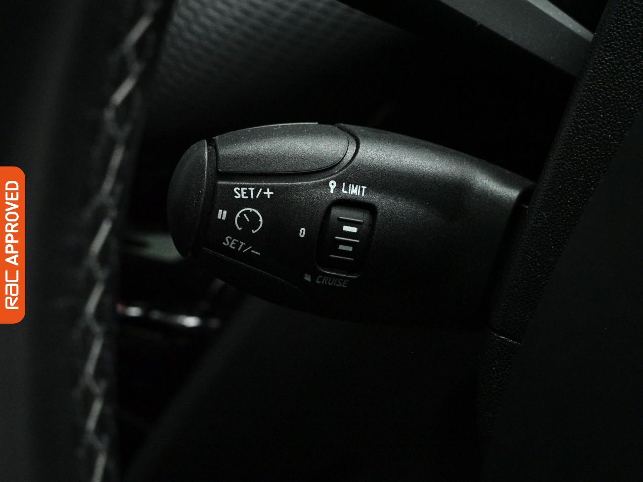 Peugeot 2008 view 21