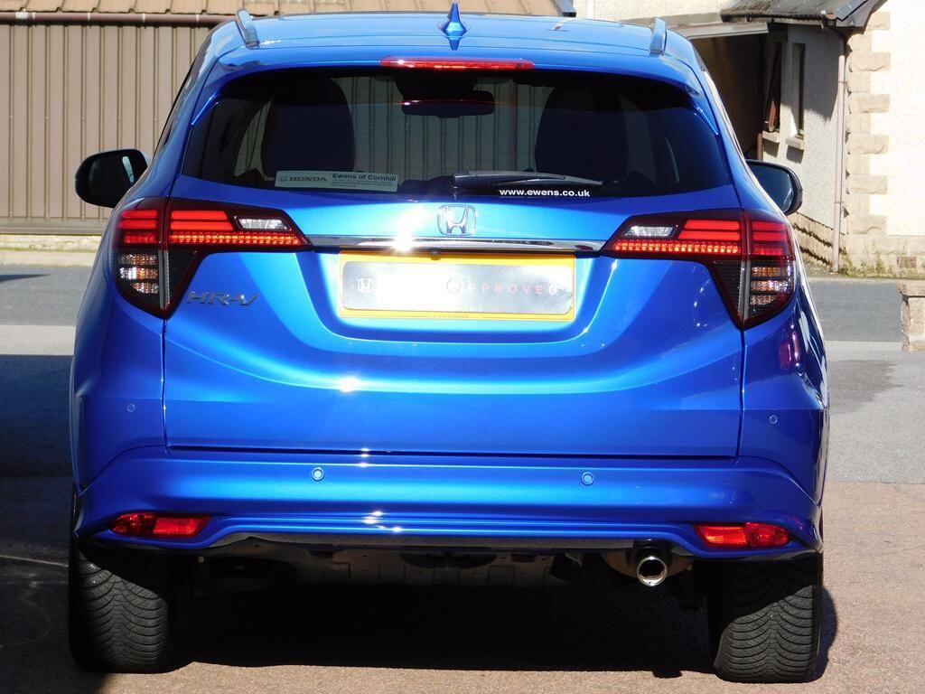 HR-V
