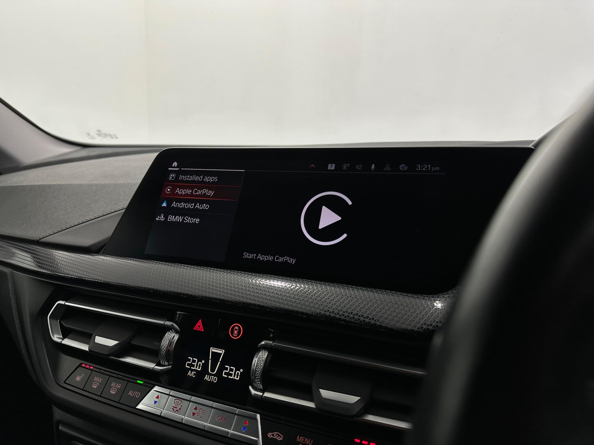BMW 2 Series view 24