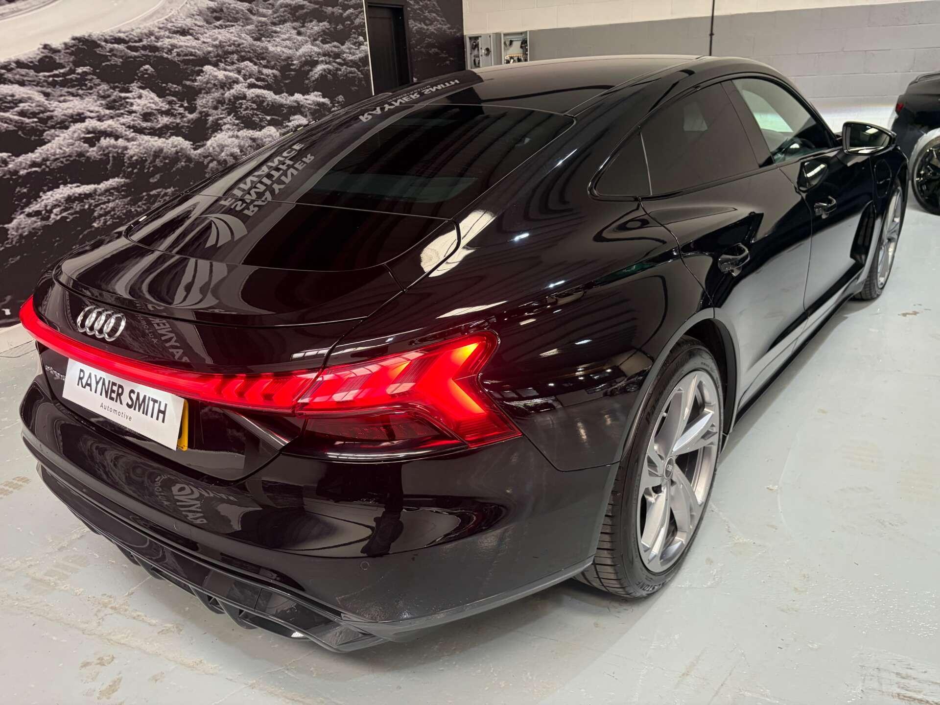 Audi E-Tron GT view 12