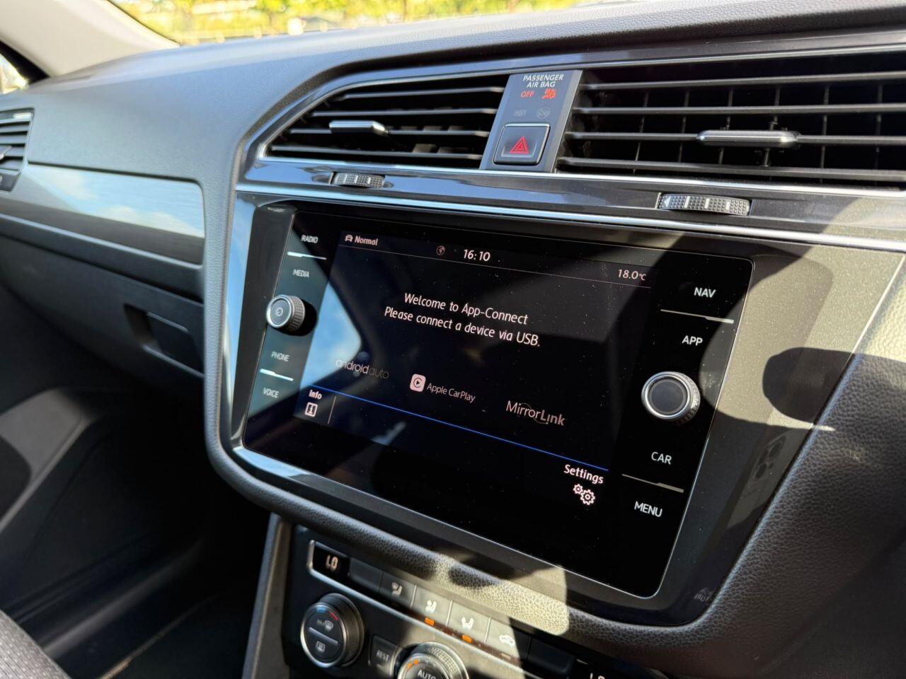 Volkswagen Tiguan Allspace view 43
