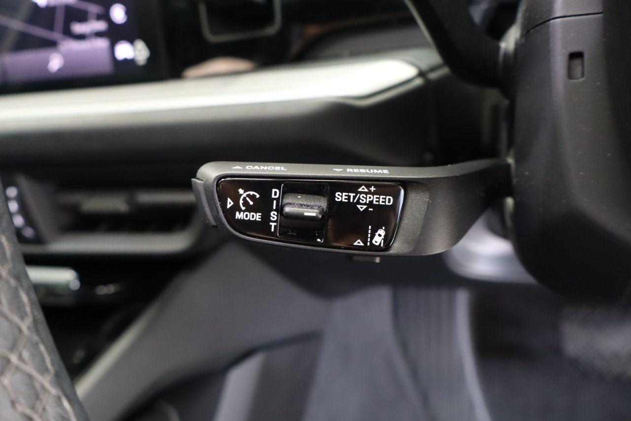 Porsche Cayenne view 24