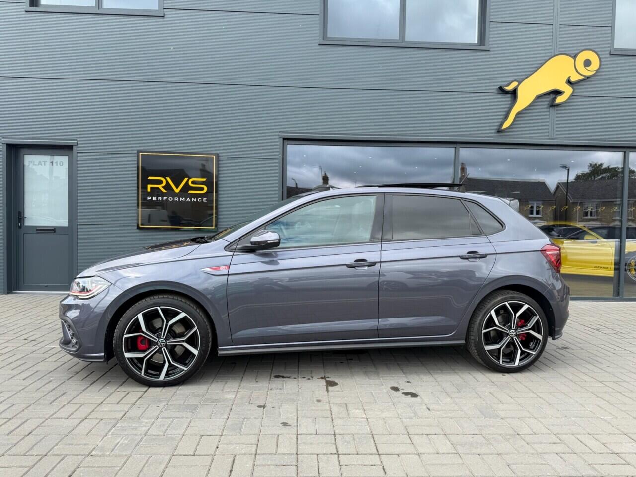 Volkswagen Polo view 11